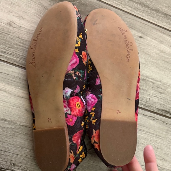 Sam Edelman Women's Floral Flats - Black and Pink - Picture 2 of 2